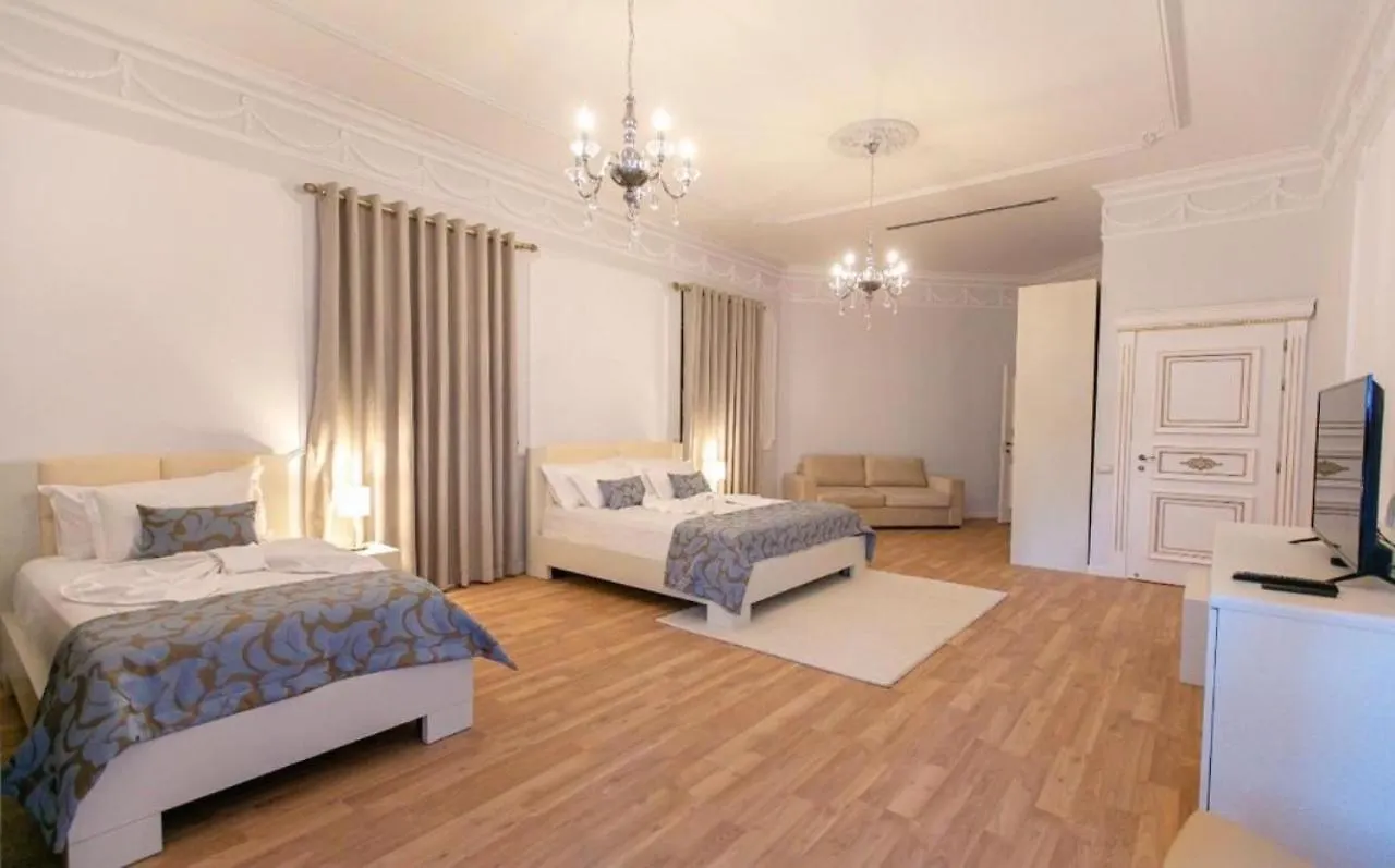 Vila Ferdinand Modern Rooms In Tirana'S Center Albania
