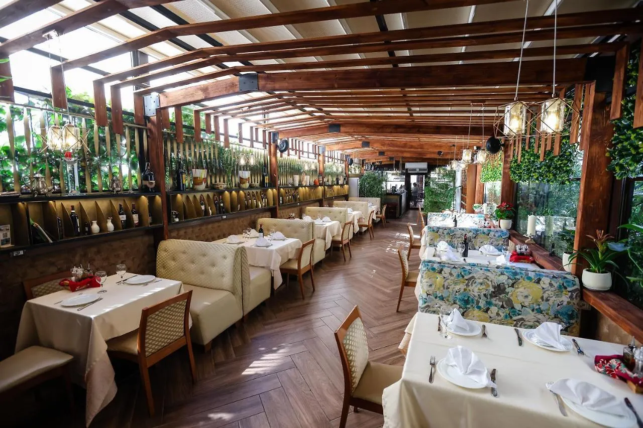 Vila Ferdinand Modern Rooms In Tirana'S Center Tirana