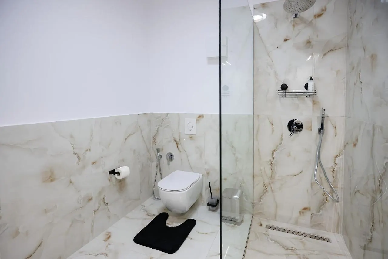 Vila Ferdinand Modern Rooms In Tirana'S Center Hotel