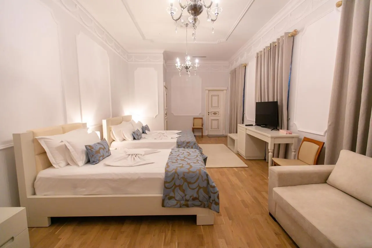 Vila Ferdinand Modern Rooms In Tirana'S Center Albania